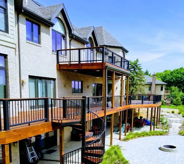 Home With a Big Beautiful Outdoor Deck